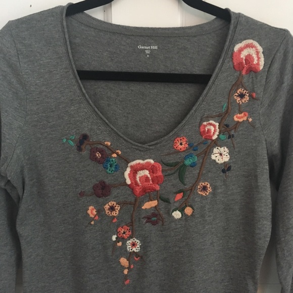 Embroidered Top - Picture 2 of 3